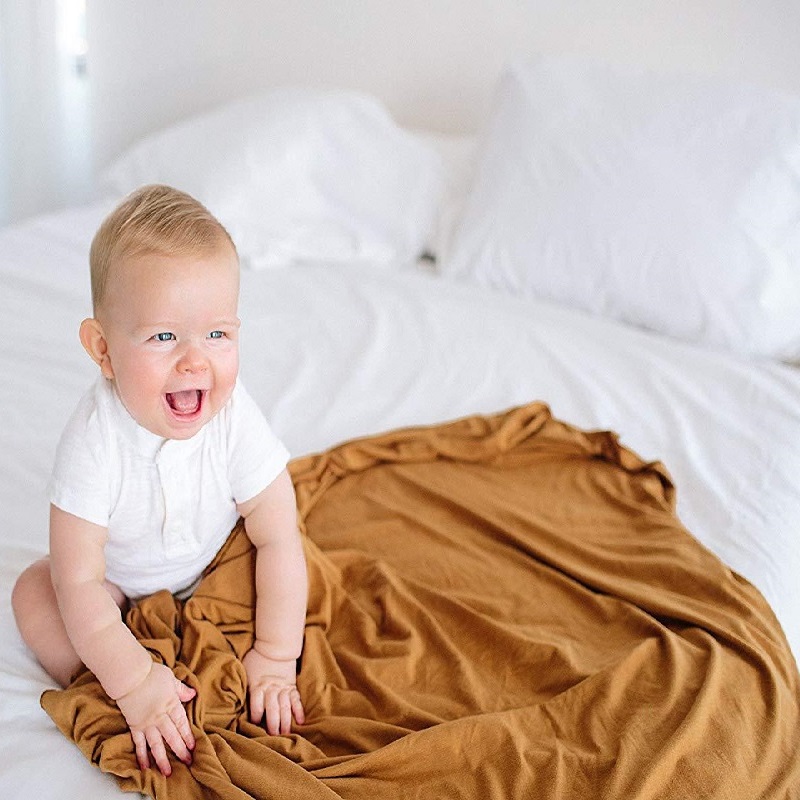 Pure Black Color Baby Wrap Ult - Swaddle Blanket Muslin reseña y precio